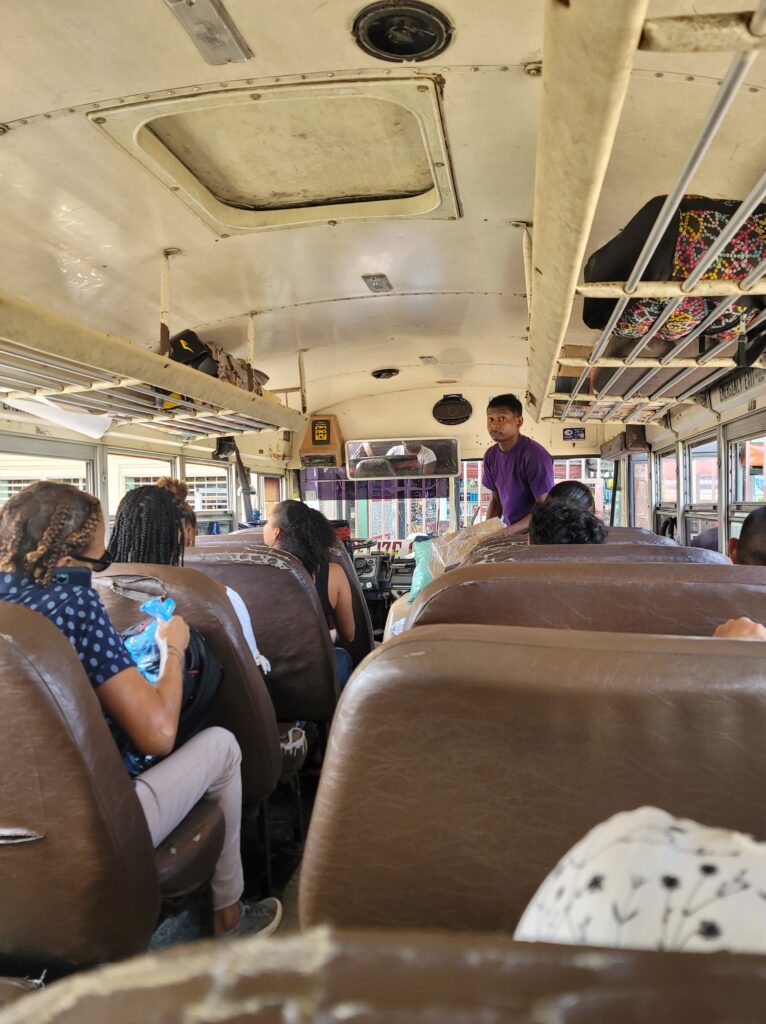 Inside the bus to Independencia